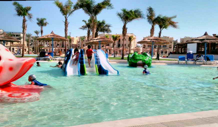 Royal Lagoons Resort & Aqua Park 5